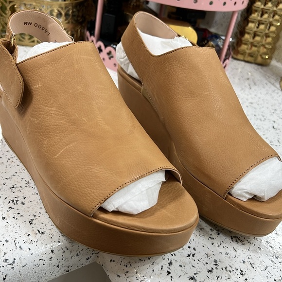 Stuart Weitzman Offset Leather Peep-Toe Wedge, Pecan - Picture 3 of 13